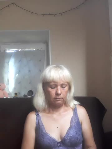 sakura_blonde Live Sex December 17, 2025