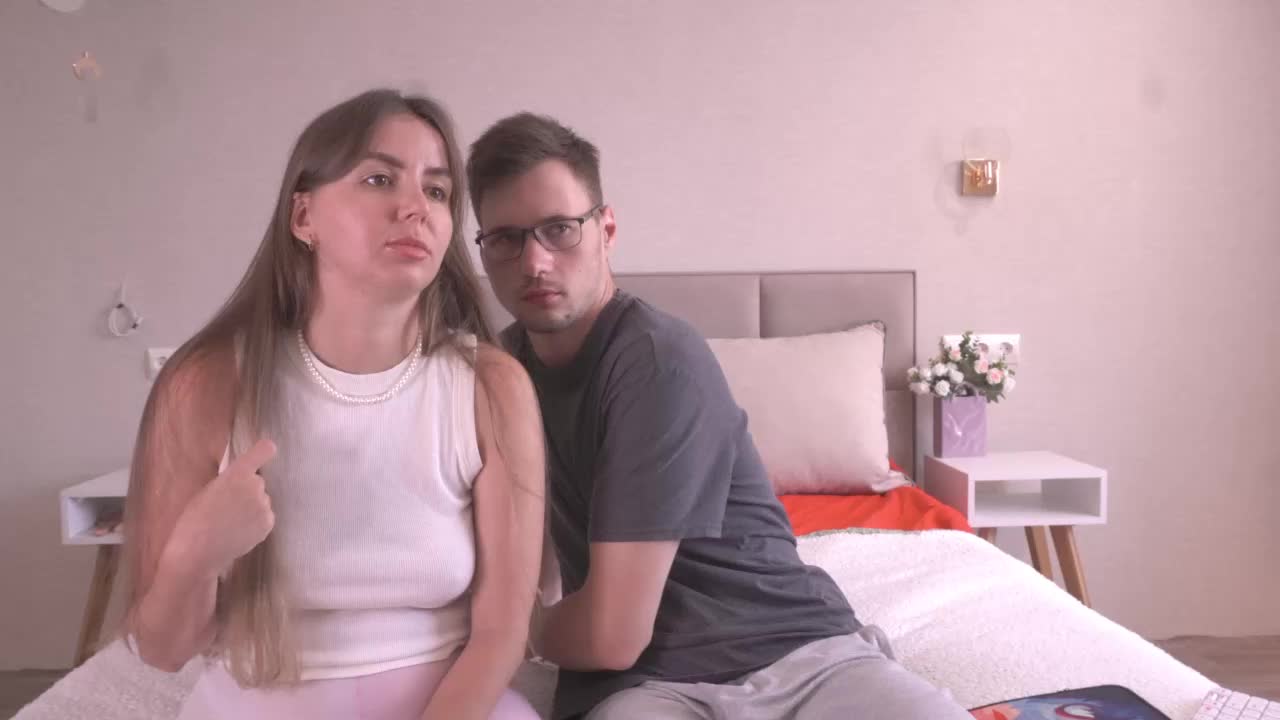 PashaAndMila Live Sex December 17, 2025