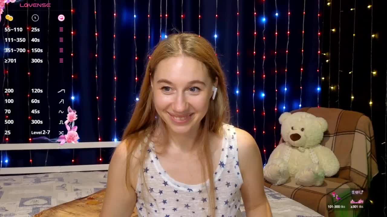 kiskaWEDNESDAY Live Sex December 17, 2025