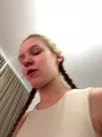 Ketitull Live Sex December 15, 2025