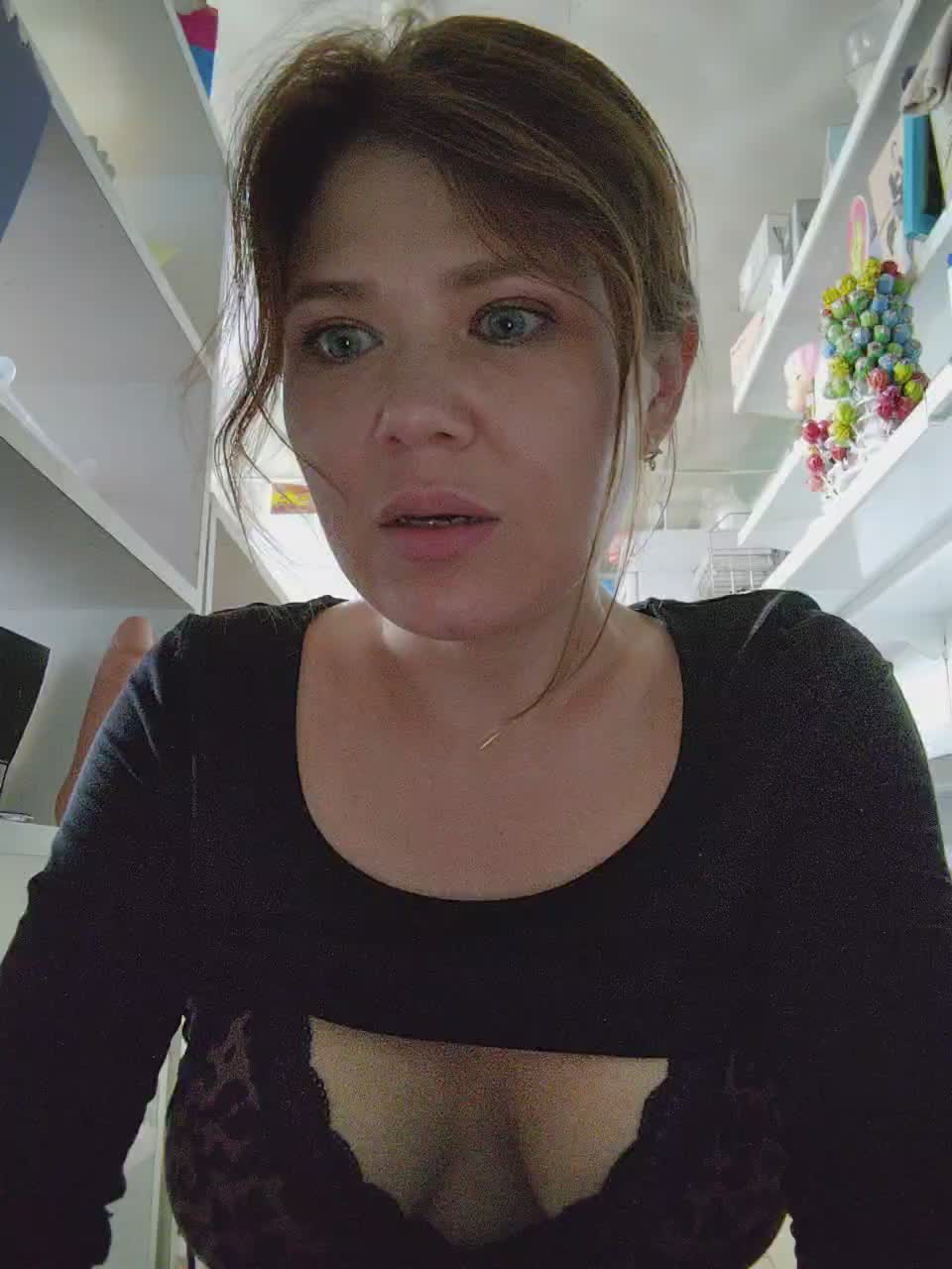 MyLittlegi Live Sex December 14, 2025