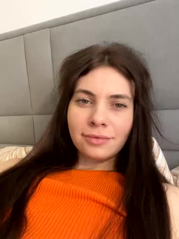 CurlyLara Live Sex December 17, 2025