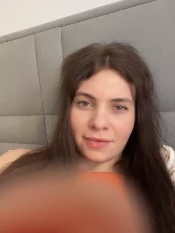 CurlyLara Live Sex December 17, 2025