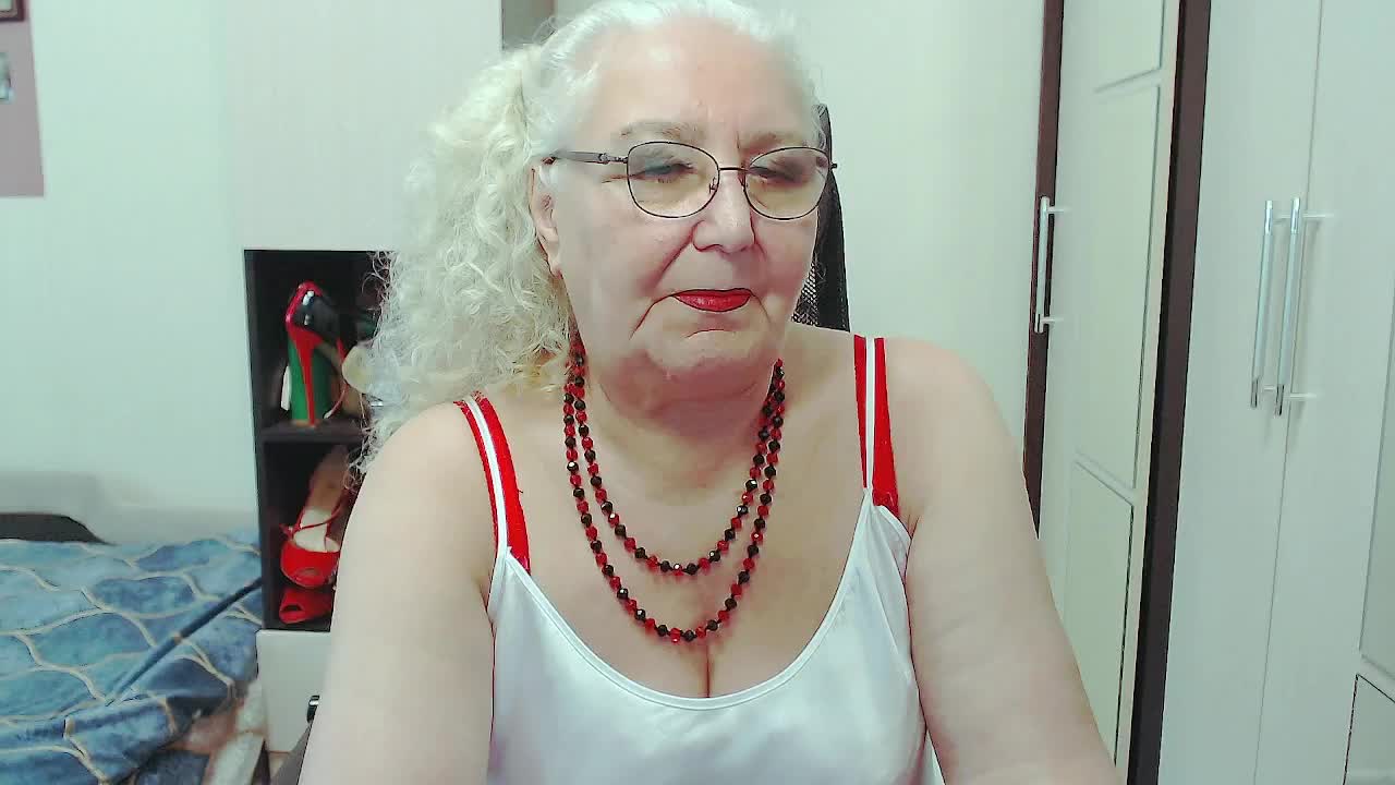 GrannyWants Live Sex December 17, 2025