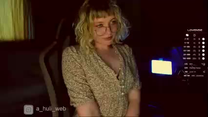 A-Huli Live Sex December 14, 2025