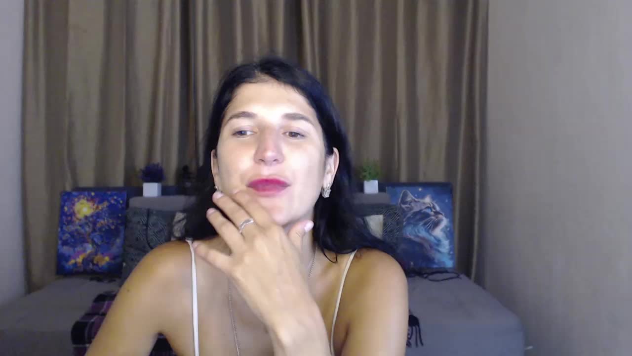 AliannaSoloKisses Live Sex December 12, 2025