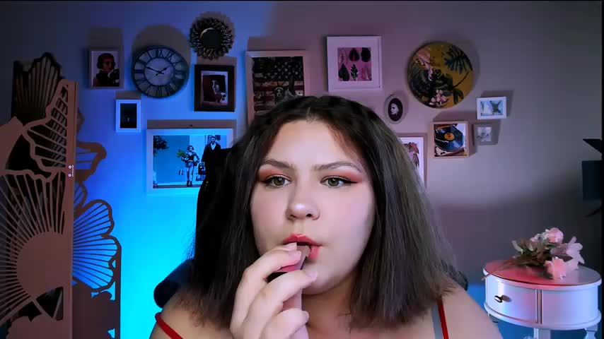 FlorenceAnderson Live Sex December 14, 2025