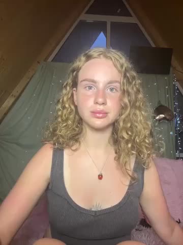 nemesidaM Live Sex December 14, 2025