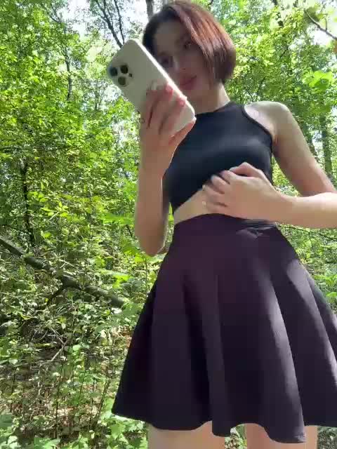 BabyDarii Live Sex December 17, 2025