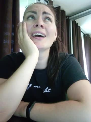 _Karolina_02 Live Sex December 13, 2025