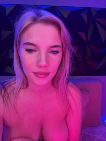 LYALAtop Live Sex December 17, 2025