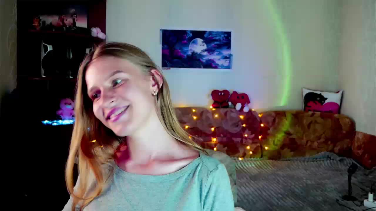 LunaEvan Live Sex December 13, 2025