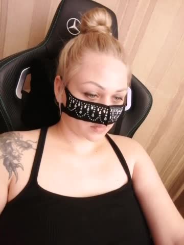 -Tiffany- Live Sex December 18, 2025