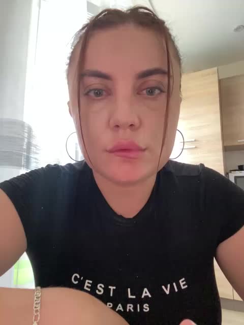 Sonya_ Live Sex December 14, 2025