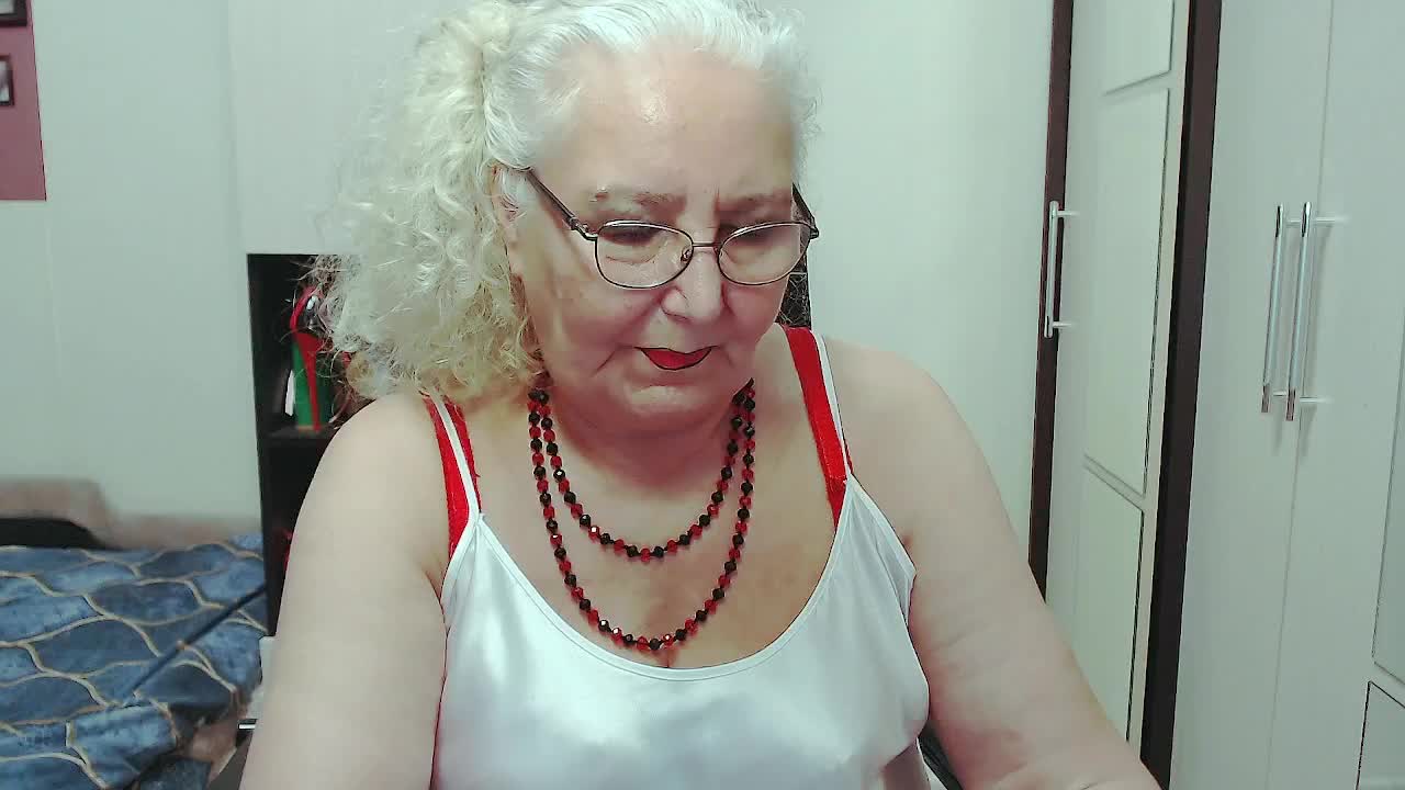 GrannyWants Live Sex December 17, 2025
