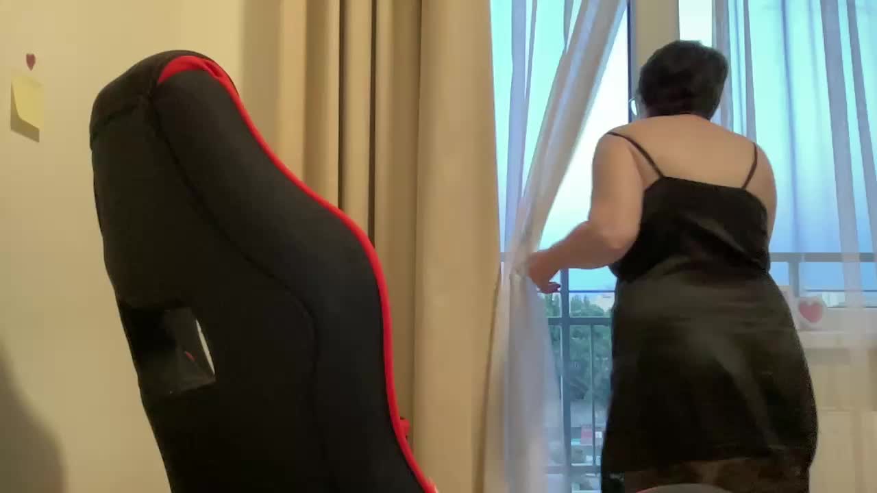 HotMilfPussy Live Sex December 15, 2025