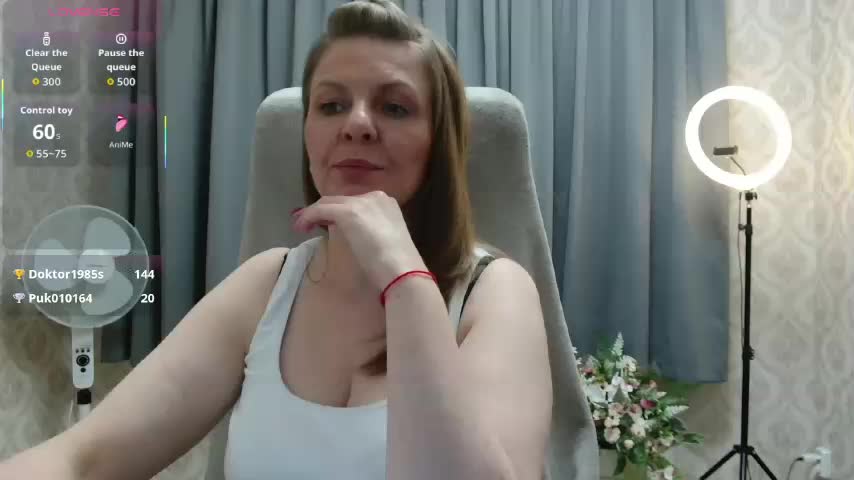 Veronika_Gold Live Sex December 13, 2025