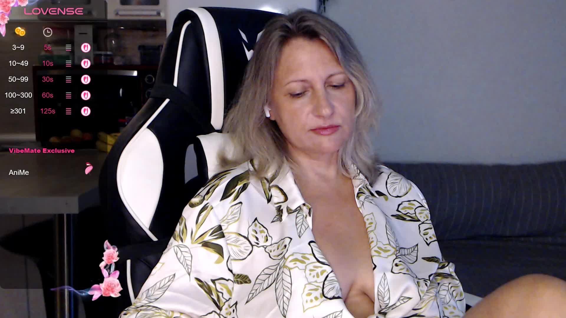 LoveSuperGerl Live Sex December 14, 2025