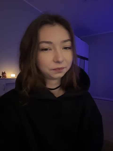 ShyAlya Live Sex December 17, 2025