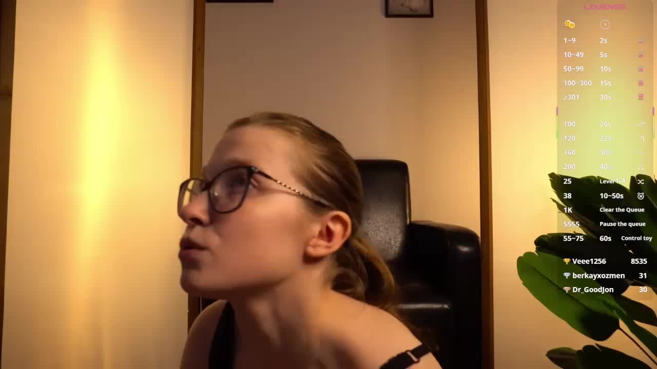 mariaro Live Sex December 15, 2025