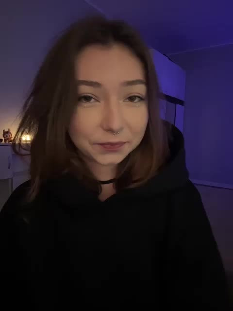 ShyAlya Live Sex December 17, 2025