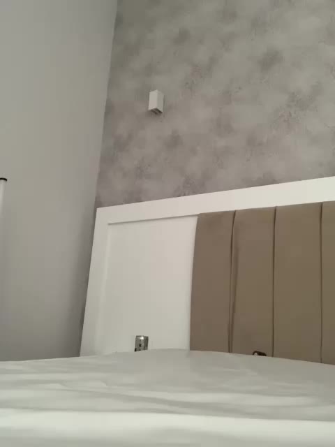 -Nezukoo- Live Sex December 14, 2025