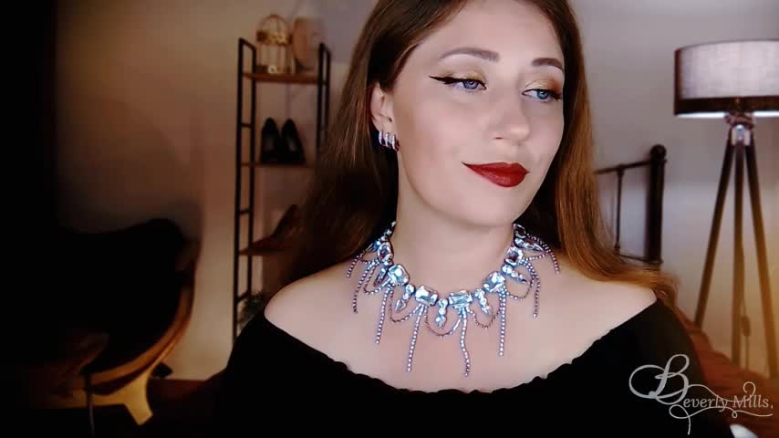 MissBeverlyMills Live Sex December 13, 2025
