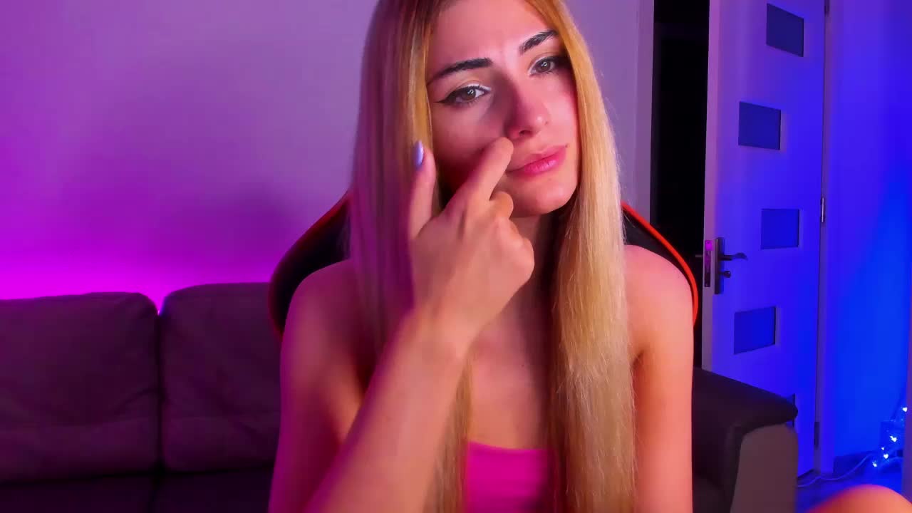 Lynx Live Sex December 14, 2025