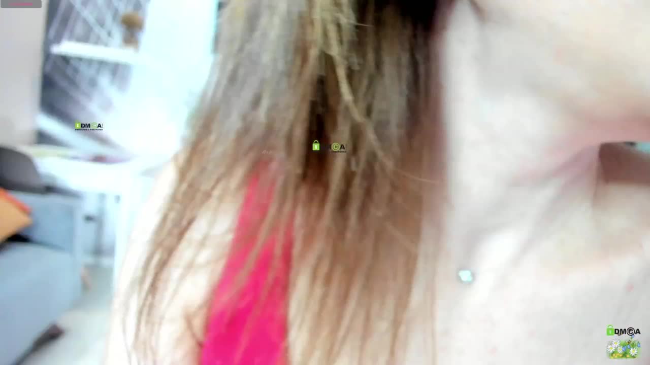 firstmaja Live Sex December 17, 2025