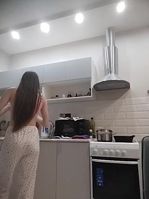 --MODEL--1 Live Sex December 19, 2025