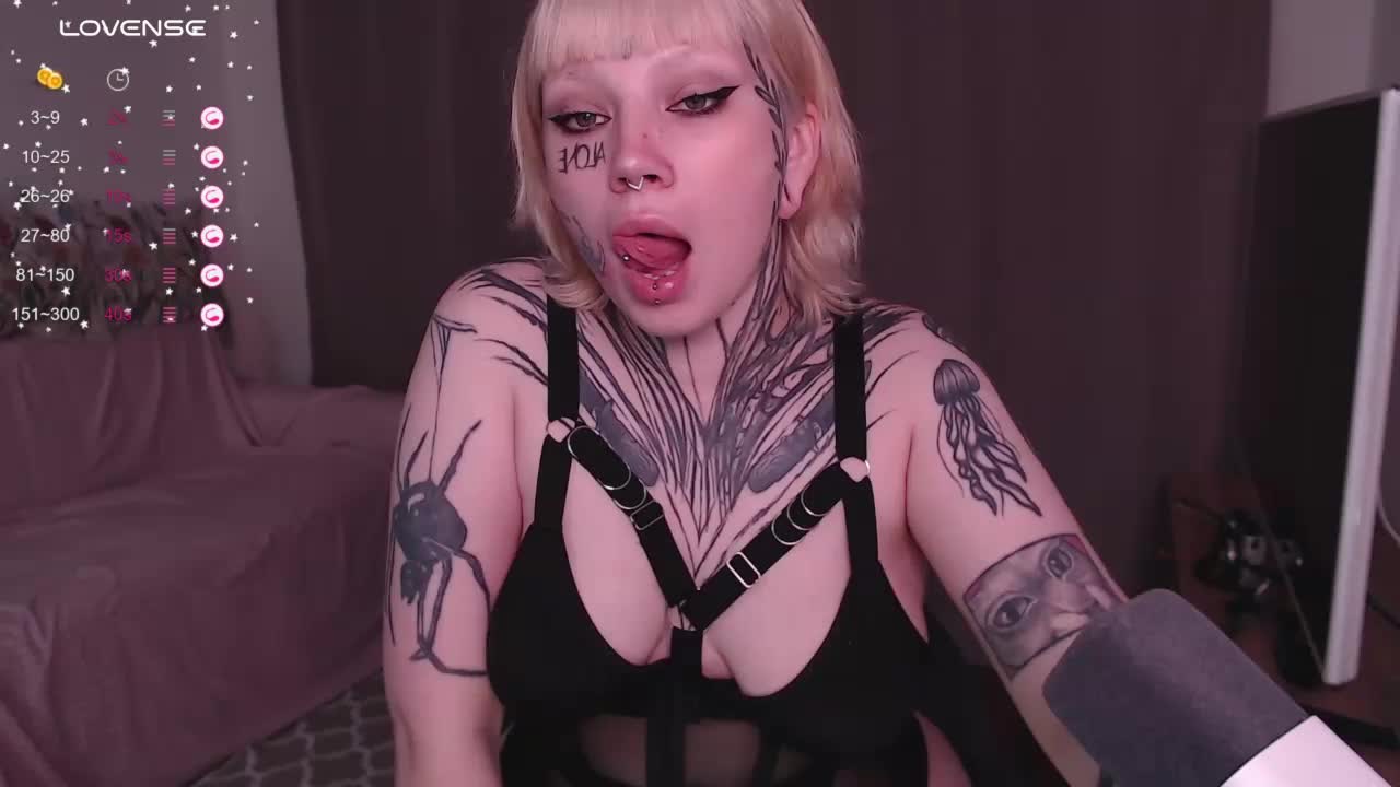 tradishka Live Sex December 13, 2025