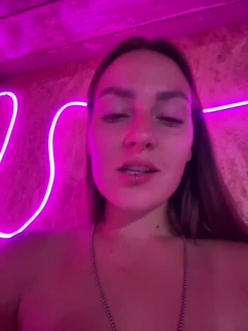 Mini-Molly69x Live Sex December 14, 2025