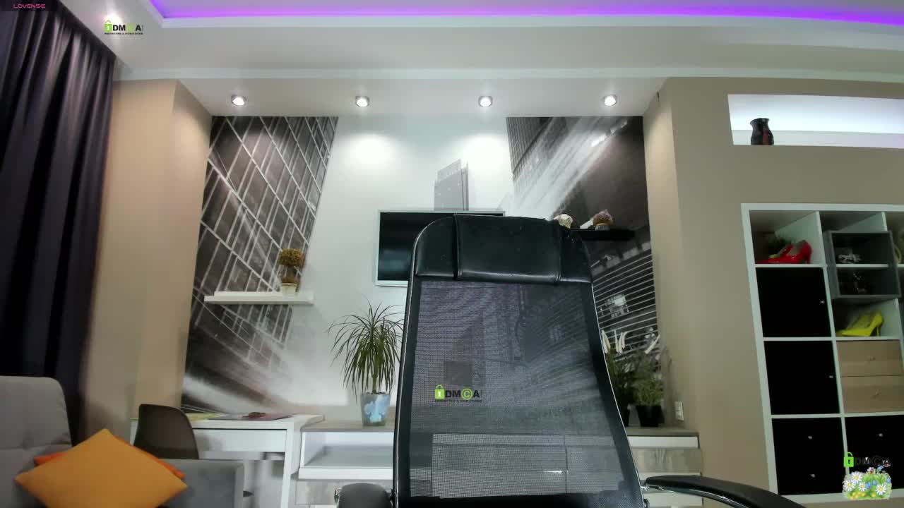 firstmaja Live Sex December 17, 2025