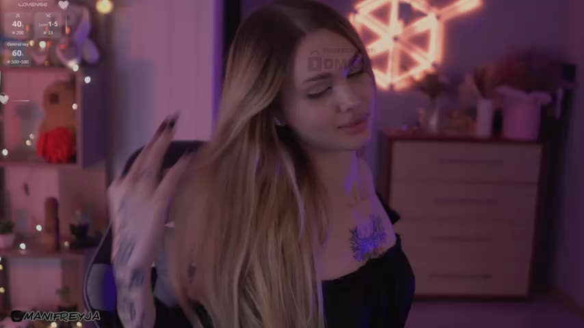 ManiFreyja Live Sex December 14, 2025