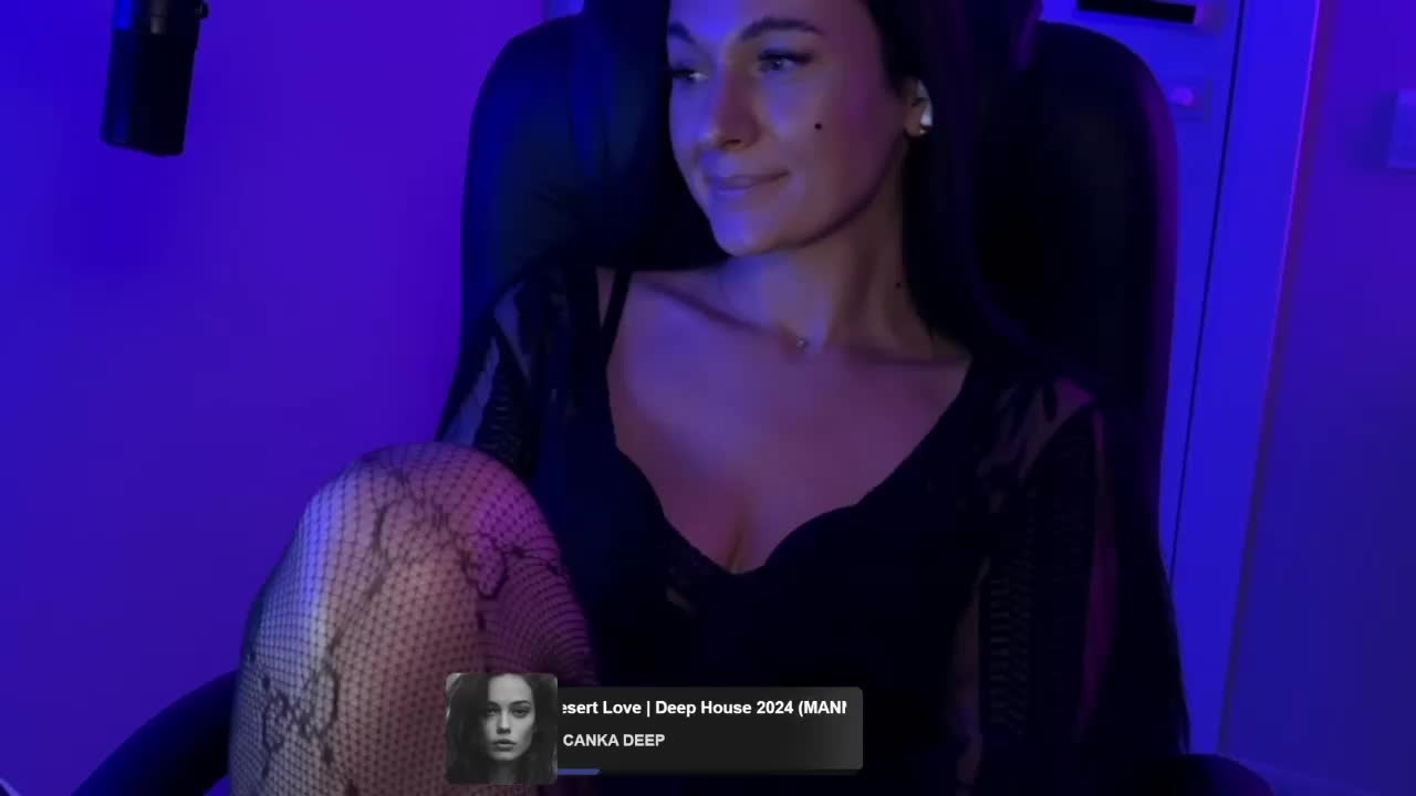 _UkRaiNo4Ka_ Live Sex December 13, 2025