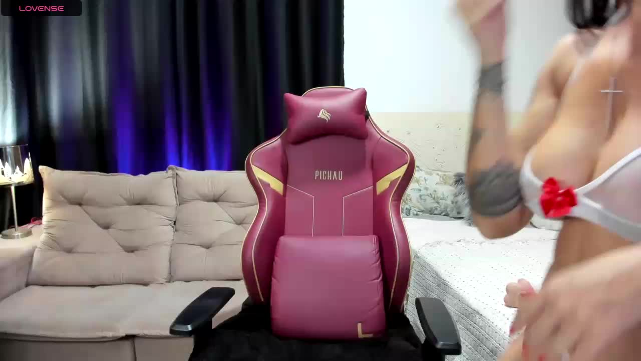 LauraColour Live Sex December 13, 2025