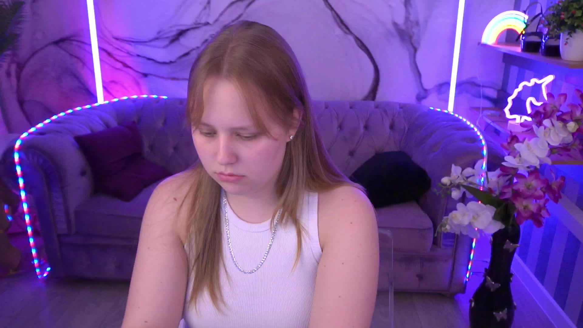 CrystallPaws Live Sex December 14, 2025