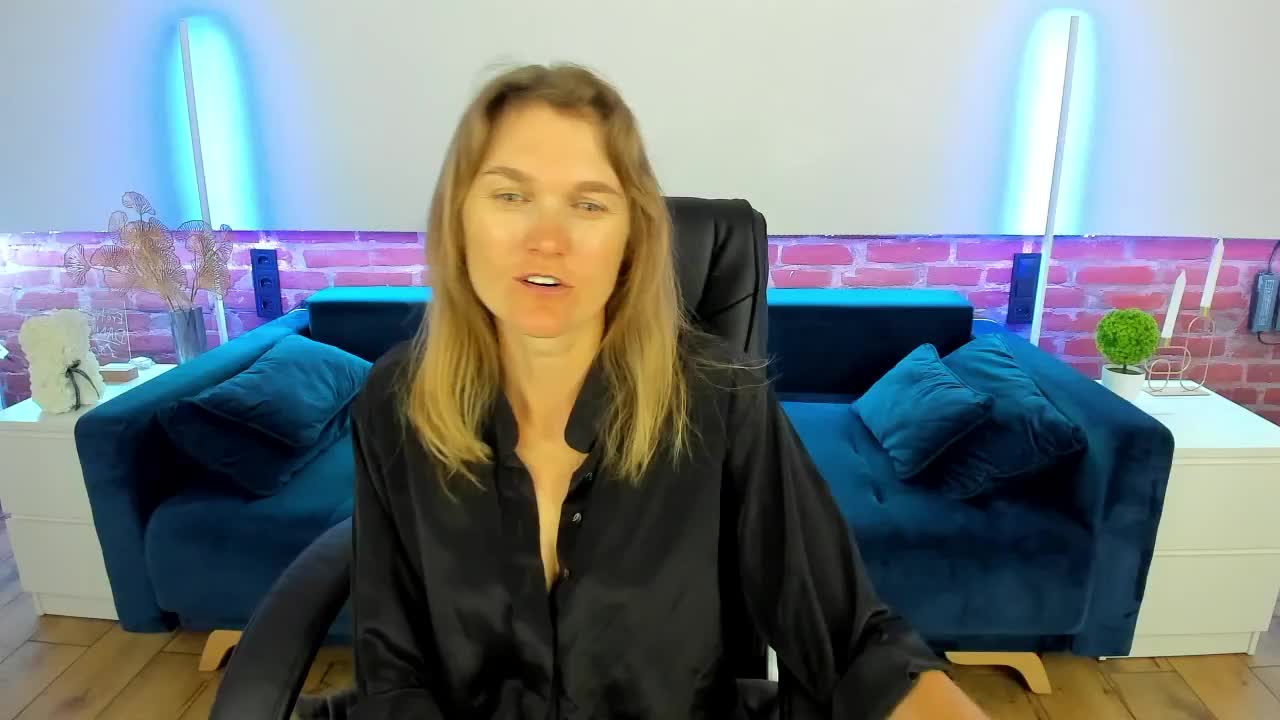 Annabel-xxx Live Sex December 14, 2025