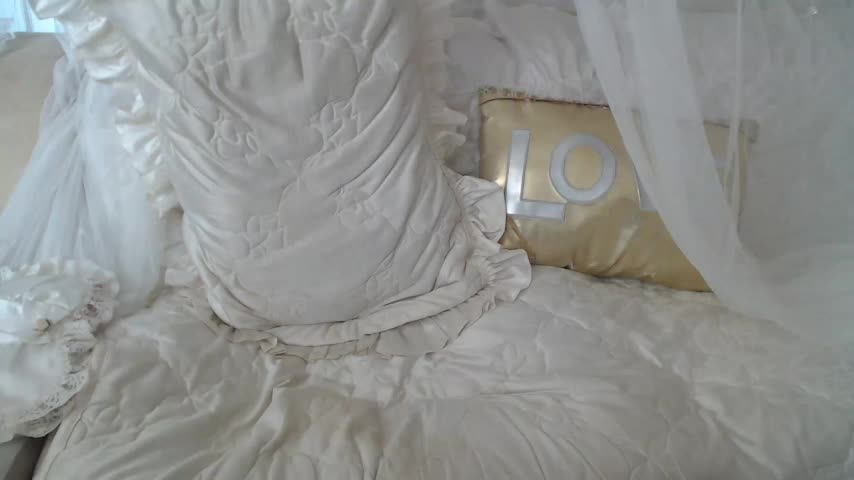 Mia-Montal777 Live Sex December 13, 2025