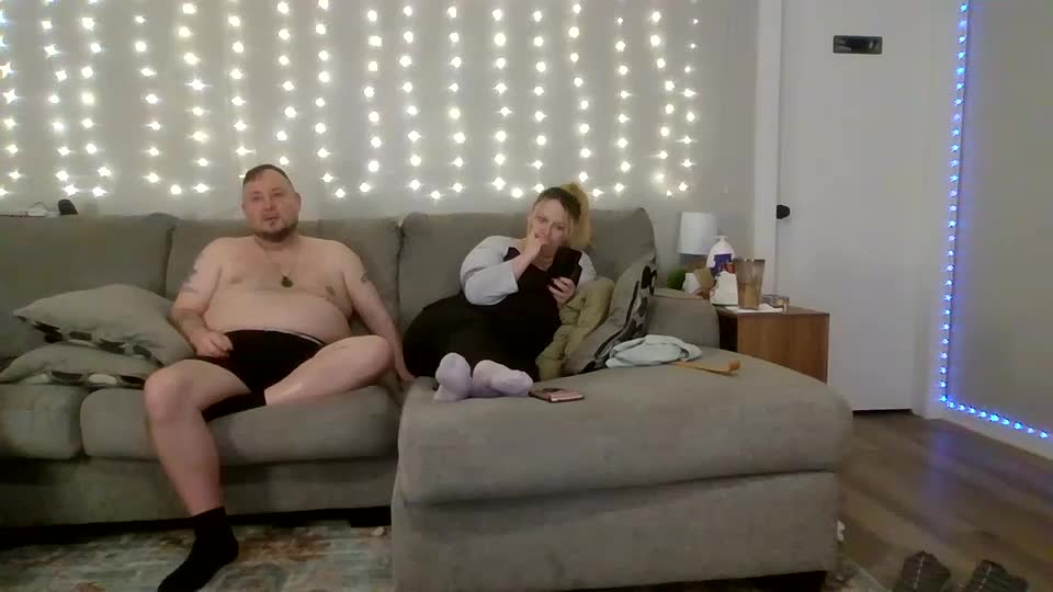 victoriaandjesse Live Sex December 17, 2025