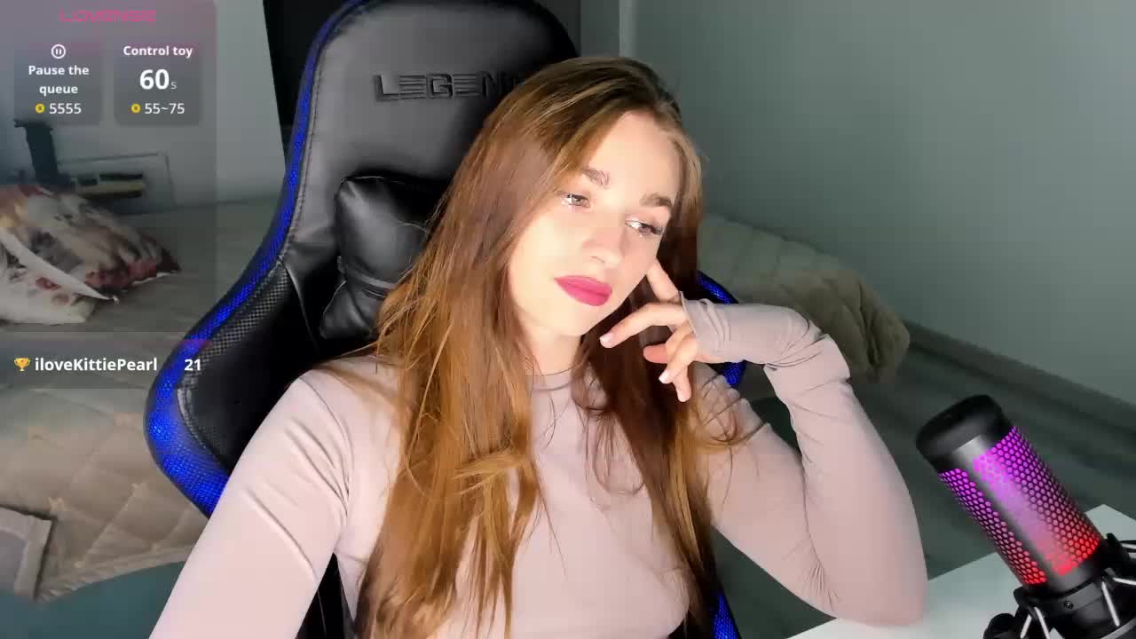 MCfly-1 Live Sex December 13, 2025