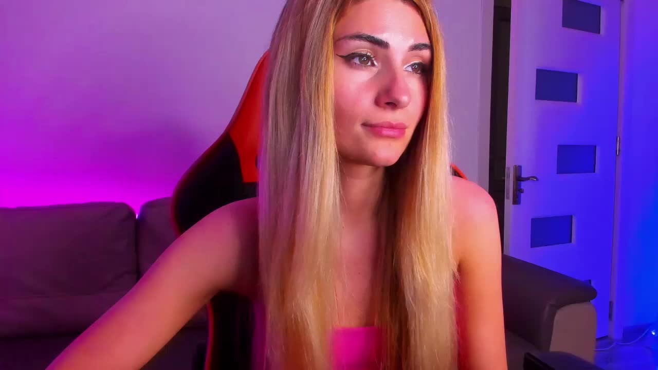 Lynx Live Sex December 14, 2025