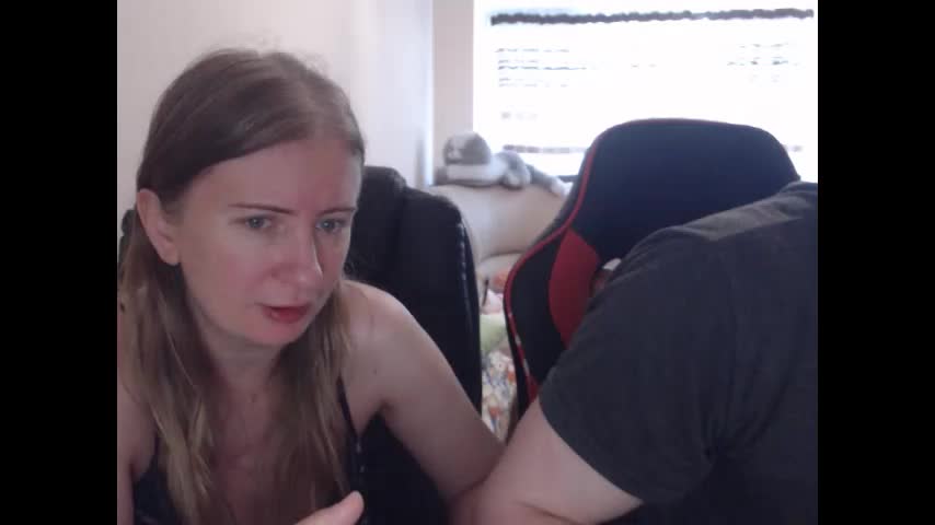 jenisandpeter Live Sex December 18, 2025
