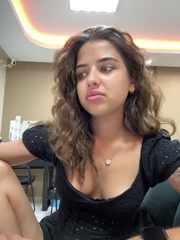 CharleneWoods Live Sex December 13, 2025