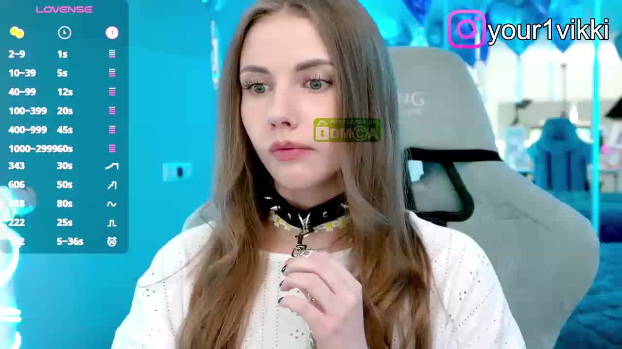 VikkiExtraCheese Live Sex December 19, 2025