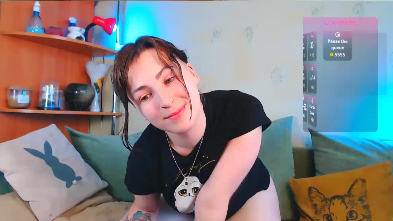 Caroline1995 Live Sex December 17, 2025