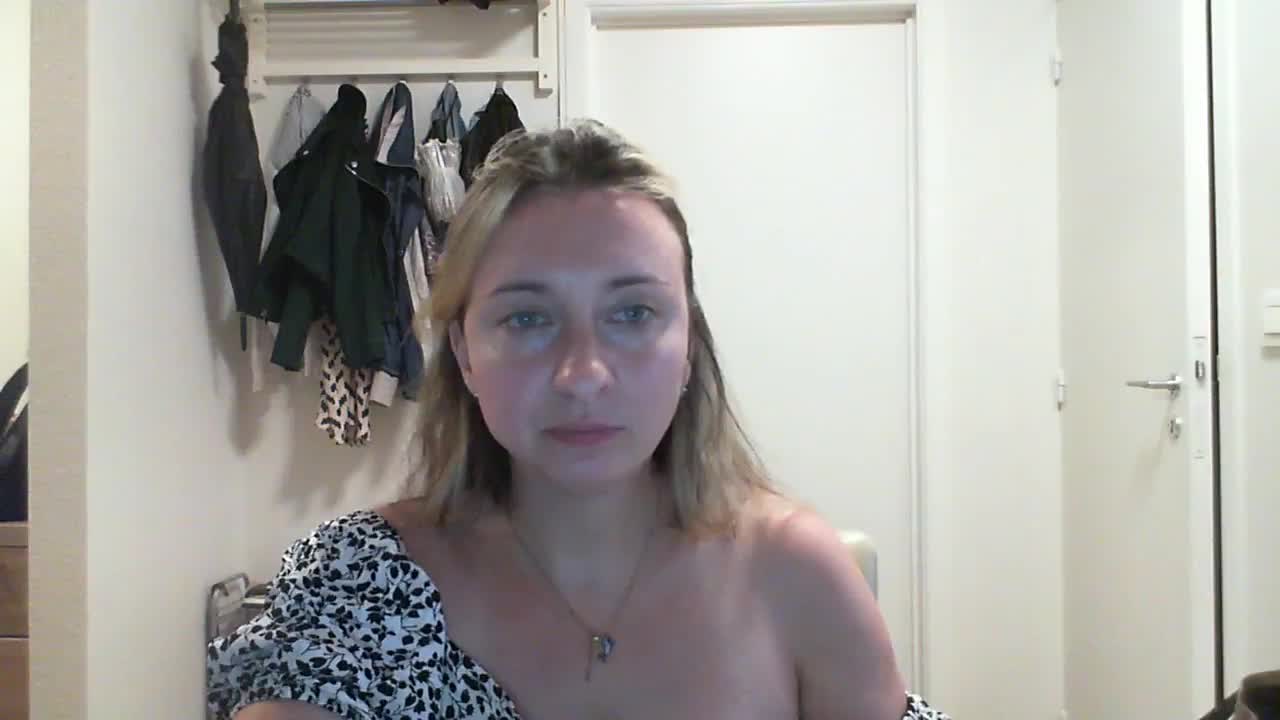 RuslanaFlower Live Sex December 13, 2025