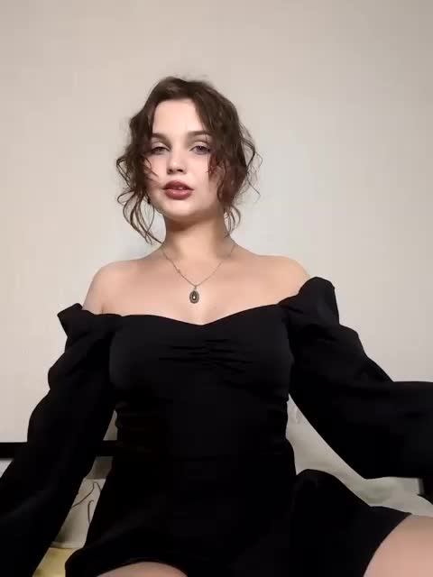 Kikki Live Sex December 13, 2025