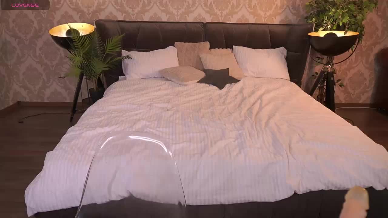 MadissonSoft Live Sex December 17, 2025