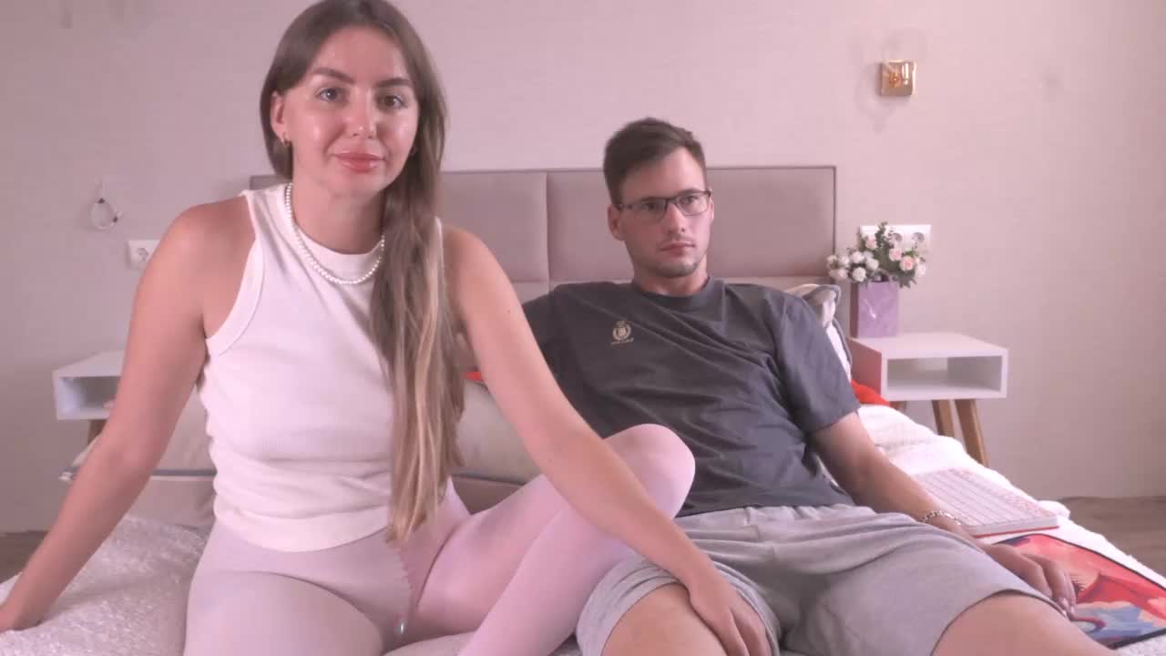 PashaAndMila Live Sex December 17, 2025